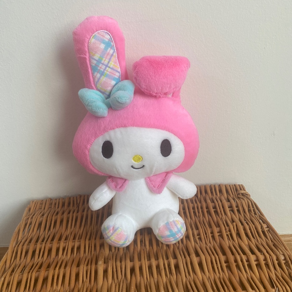 RARE SANRIO MY MELODY EASTER PLUSH